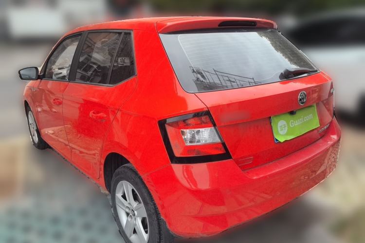 Used Skoda Fabia 2016 1.4L Automatic Car Enjoy Edition

