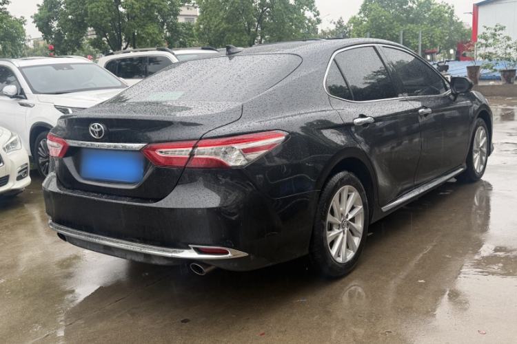 Used Toyota Camry 2023 2.0G Luxury Edition
