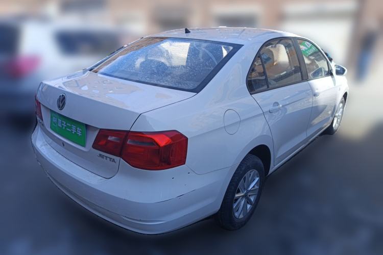 Used Volkswagen Jetta 2015 1.6L Manual Fashion Edition Rear Right 45 Deg