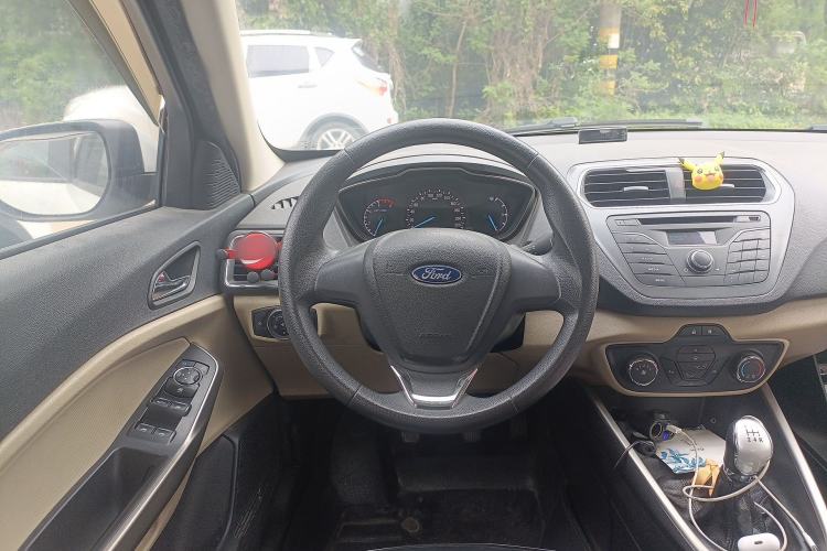 Used Ford Escort 2015 1.5L Manual Comfort Model Steering Wheel