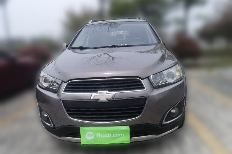 Used Chevrolet Captiva 2017 2.4L 4x4 Flagship Edition 7-Seater Front