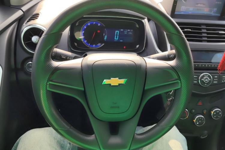 Used Chevrolet Trax 2014 1.4T Manual Two-Wheel Drive Comfort Model Steering Wheel