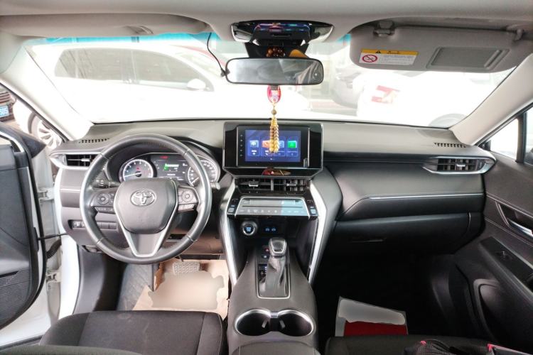 Used Toyota Harrier 2022 2.0L CVT Two-Wheel Drive Entry Version