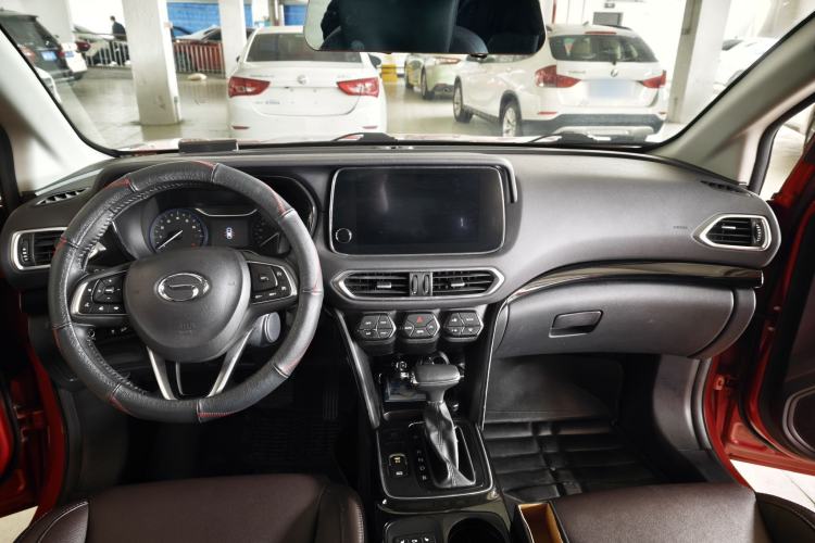 Used GAC Trumpchi GS4 2018 235T Automatic Two-Wheel Drive Luxury Smart Connectivity Version Audio And AC Panel