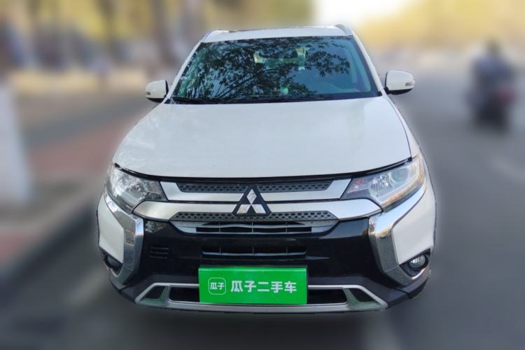 Used Mitsubishi Outlander 2019 2.0L Two-Wheel Drive Comfort Edition 5 Seats China VI Standard Front