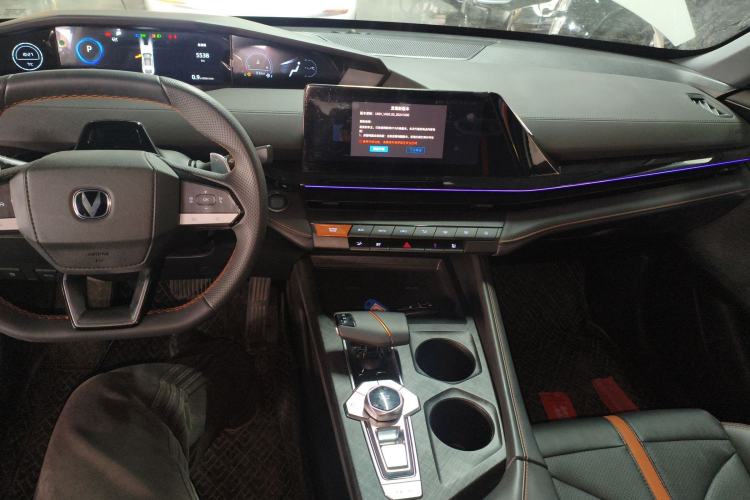 Used Changan UNI-V 2024 1.5T Smart Navigation Version