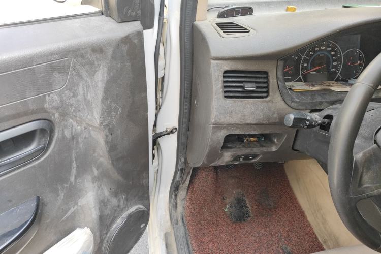 Used Wuling Rongguang V 2016 1.5L Standard Version