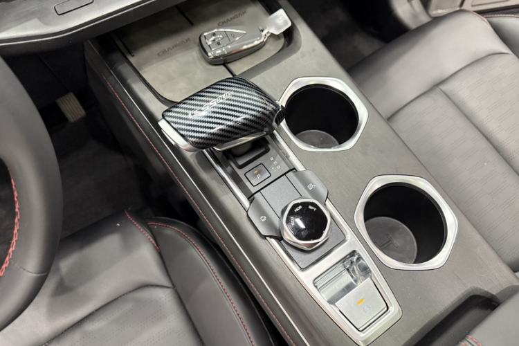 Used CHANGAN CS55PLUS 2022 2nd Generation 1.5T DCT Prestige Version Gear Lever