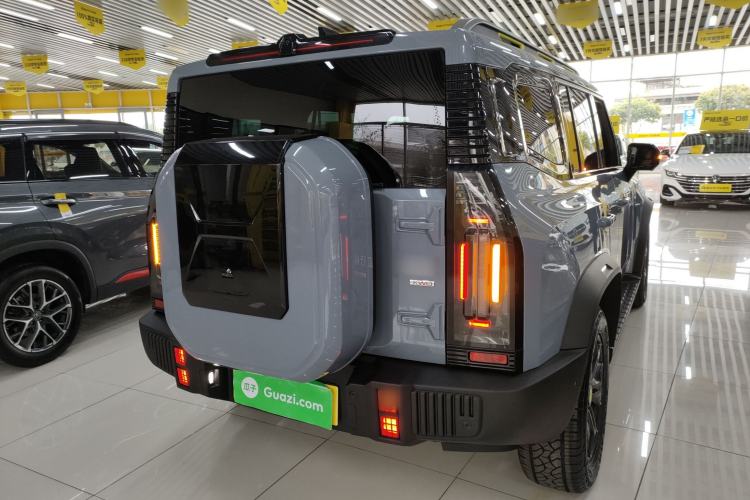 Used JETOUR Traveler 2023 2.0T All-Wheel Drive CrossPRO+