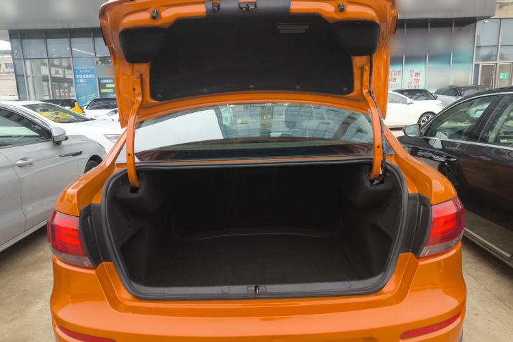 Used Qoros 3 2017 GT 1.6T Manual Enjoyment Model
