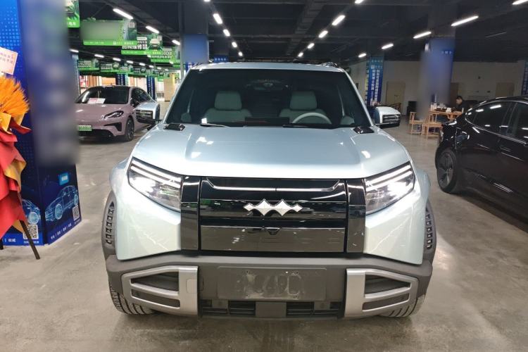 Used Formula Leopard Titanium 3 2025 501KM All-Wheel Drive Intelligent Driving Ultra Version
