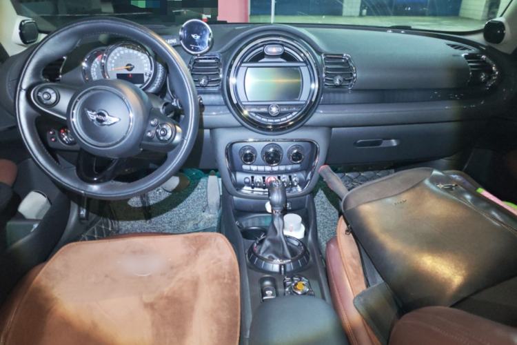 Used MINI Clubman 2016 Updated 1.5T COOPER Geek Edition Center Console