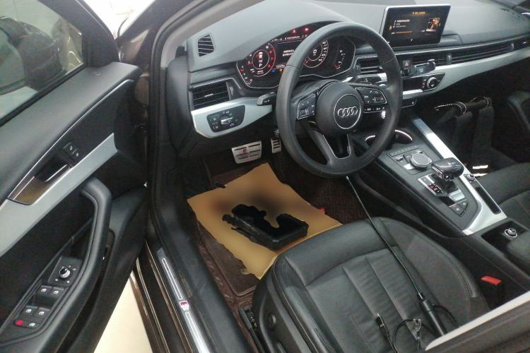 Used Audi A4L 2019 40 TFSI Fashion Edition China VI Emission Standard