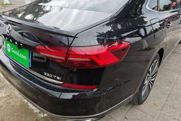 Used Volkswagen Passat 2020 330TSI Luxury Edition China VI