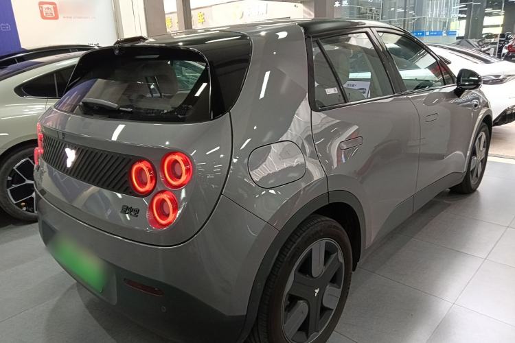 Used firefly 2025 Illuminated Edition
