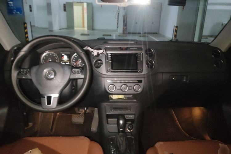 Used Volkswagen Tiguan 2016 2.0 TSI Four-Wheel Drive Standard Version