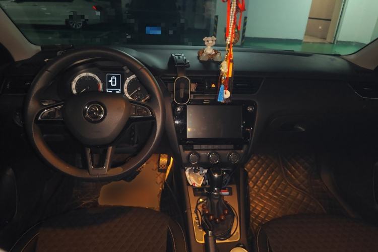 Used Skoda Octavia 2018 TSI230 DSG Luxury Edition