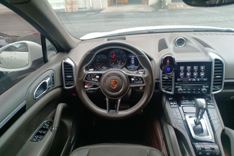 Used Porsche Cayenne 2016 Cayenne 3.0T Steering Wheel