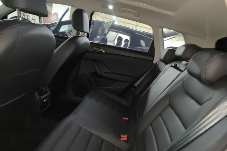 Used Volkswagen Tharu 2022 280TSI Two-Wheel-Drive Luxury Edition Left Rear Seat