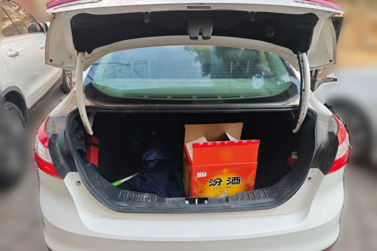 Used Ford Focus 2012 Sedan 1.6L Manual Comfort Model