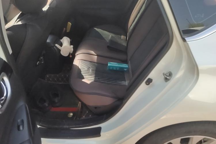 Used Nissan Sylphy 2022 Classic 1.6XL CVT Luxury Edition Left Rear Seat