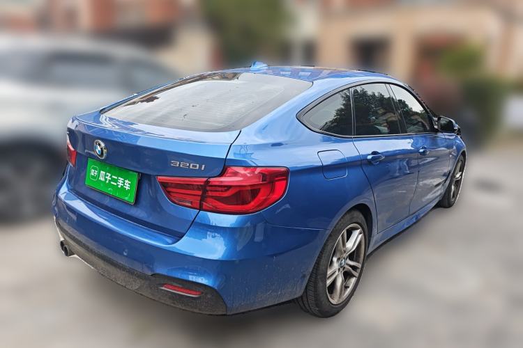 Used BMW 3 Series GT 2018 320i M Sport Edition Rear Right 45 Deg