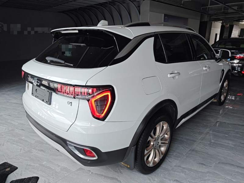Used Lynk & Co 01 2017 2.0T Two-Wheel Drive Pro Edition — 6