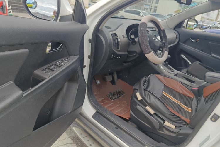 Used Kia Sportage R 2015 2.0L Automatic Two-Wheel Drive DLX Model Driver Seat