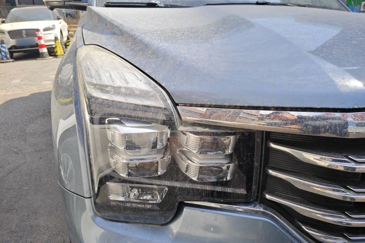 Used GAC Trumpchi GS8 2017 320T Two-Wheel Drive Luxury Smart Connectivity Version (7 Seats)