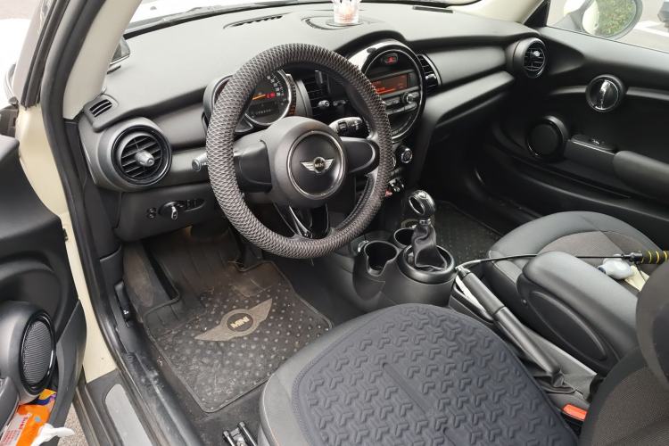 Used MINI MINI 2014 1.2T ONE