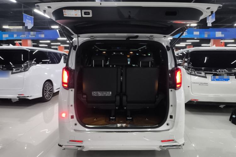 Used Toyota Alphard 2021 Dual-Engine 2.5L Prestige Edition
