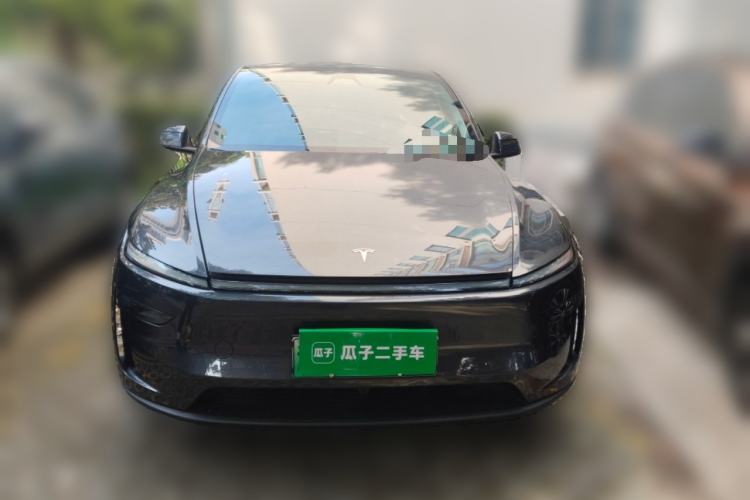 Used Tesla Model Y 2025 Long-Range All-Wheel Drive First Edition