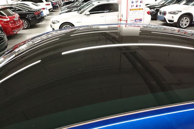 Used Tesla Model Y 2021 Long-Range All-Wheel-Drive Version Roof