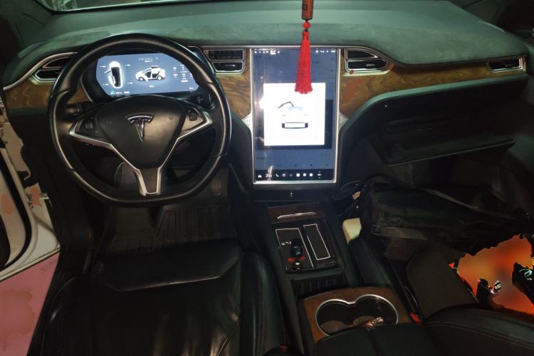 Used Tesla Model X 2016 X 90D
