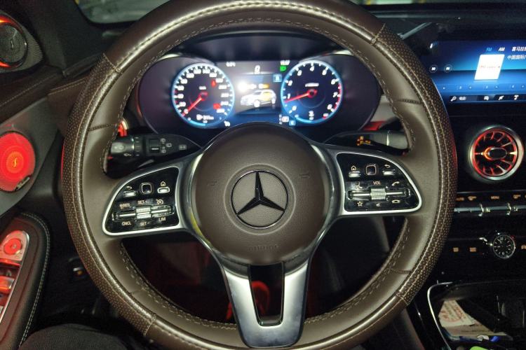 Used Mercedes-Benz GLC 2022 Facelifted GLC 260 L 4MATIC Dynamic Edition Steering Wheel