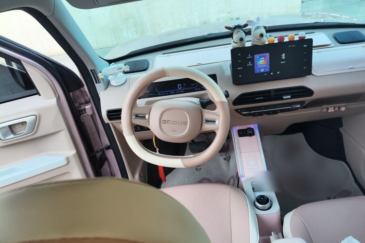 Used Geely Galaxy Panda 2024 Panda Mini 200km Endurance Bear
