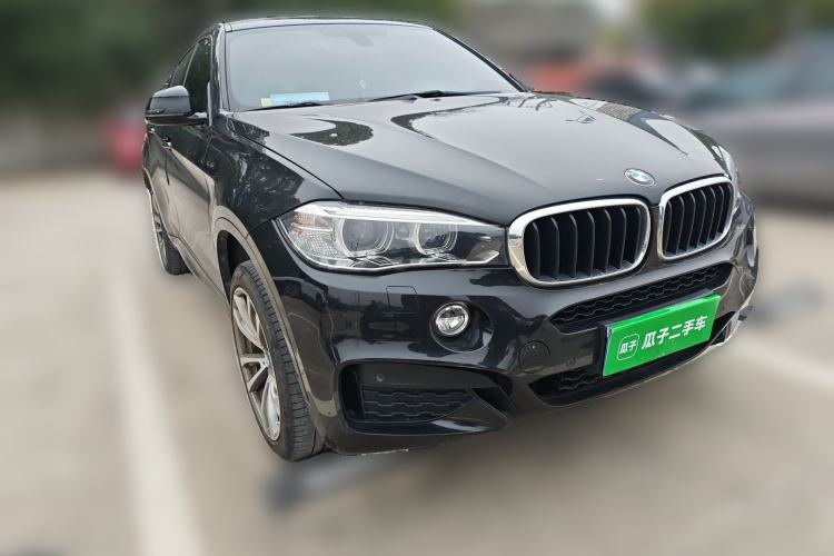 Used BMW X6 2019 xDrive28i M Sport Package Front Right 45 Deg