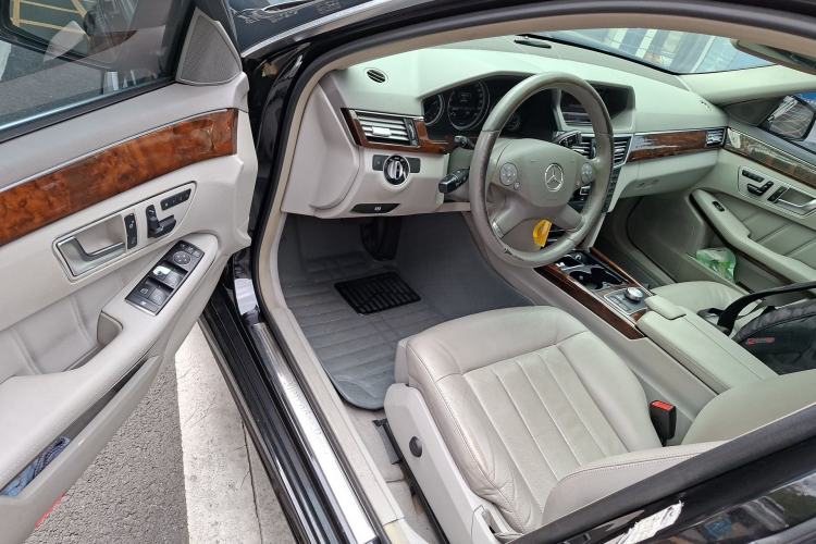 Used Mercedes-Benz E-Class 2013 E 300 L Elegant Model
