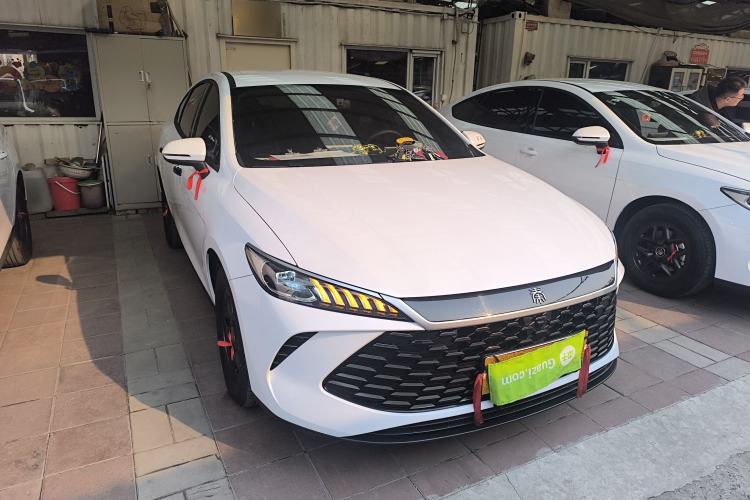 Used BYD Qin PLUS 2025 DM-i Smart Drive 55KM Leading Model
