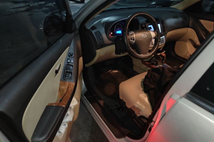 Used Hyundai Celesta 2010 1.6L AT GLS
