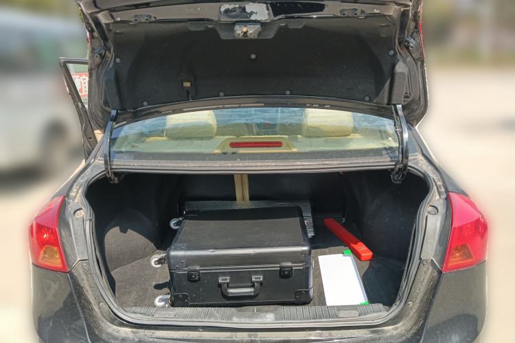 Used Buick Excelle 2013 1.5L Automatic Classic Model
