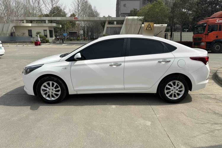 Used Hyundai Verna (new generation) 2016 1.4L Automatic Cool Edition GLS
