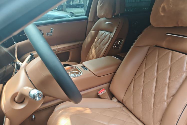 Used Hima S800 2025 Model, Range-Extended Starlight Premium Edition, 5 Seats
