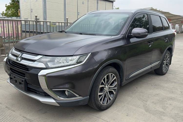 Used Mitsubishi Outlander 2018 2.0L Two-Wheel Drive Glory Edition 5 Seats Guazi used car, China used car export, Used car for sale, Used cars, Cheapest cars for sale