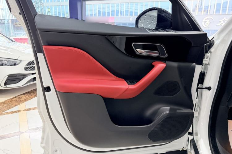 Used Jaguar F-PACE 2016 3.0 SC Four-Wheel Drive R-Sport Sport Edition
