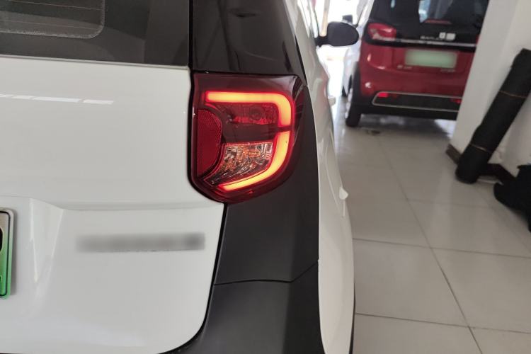 Used Chery Little Ant 2022 Revised Version Sweet Pink Edition Half-Sugar Version Lithium Iron Phosphate 30.7 kWh 30 kW 301 km