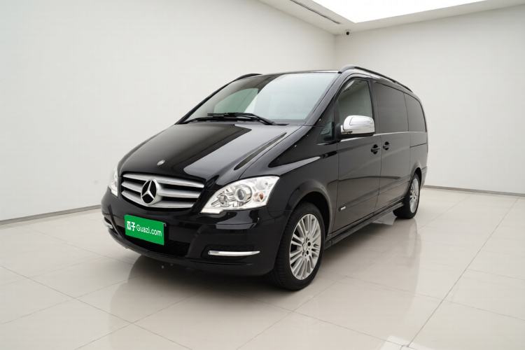 Used Mercedes-Benz Viano 2014 3.5L Premier Edition