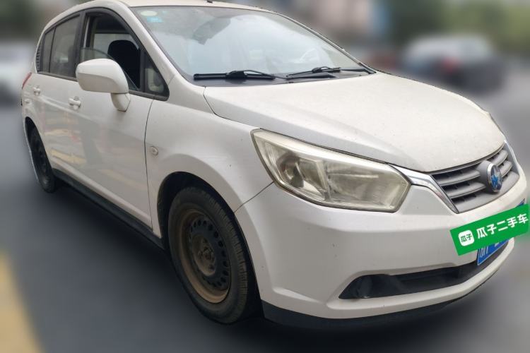 Used Venucia R50 2013 1.6L Automatic Fashion Edition