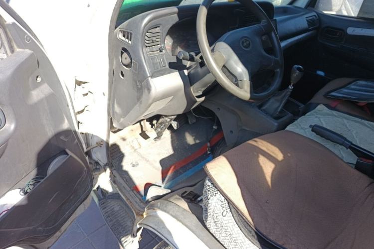 Used Jinbei Hiace 2011 2.0L Fifth-Generation Kuaiyunwang Comfort Type K 4G20B
