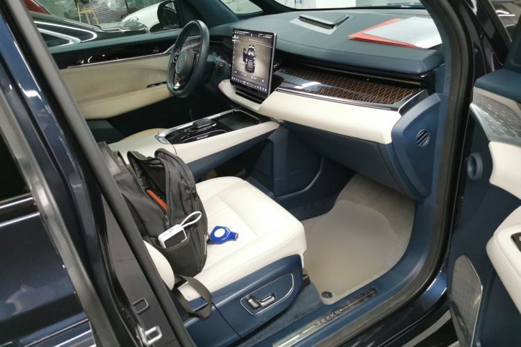 Used Zeekr 009 2022 WE Edition